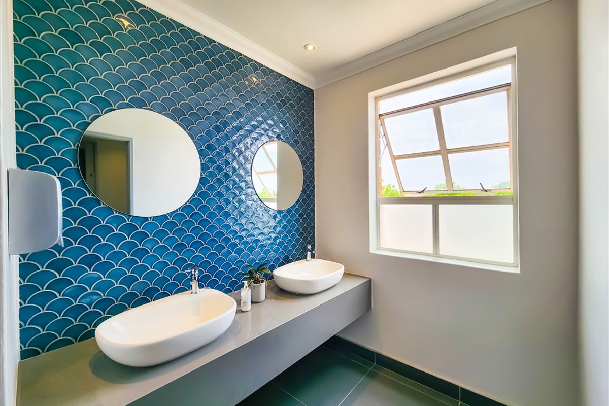 Modern 206m2 Office to Let in Fourways Golf Park - Photo 3