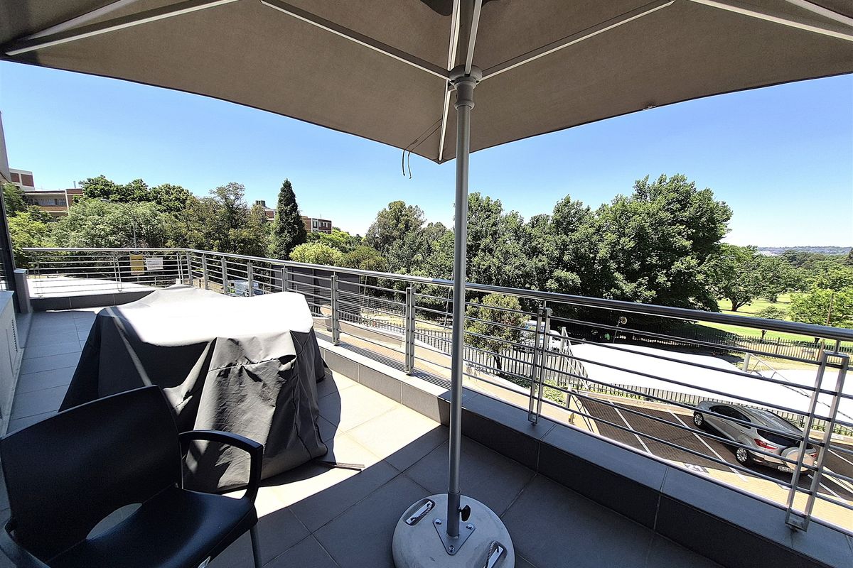 Offices to Let in Illovo, Sandton - Photo 2