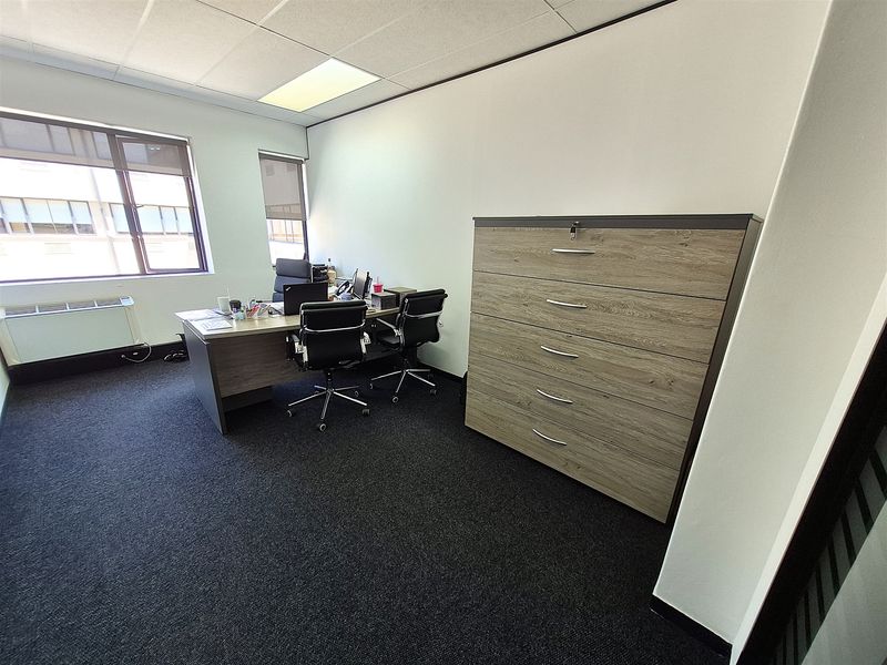 Offices to Let in Illovo, Sandton - Photo 6