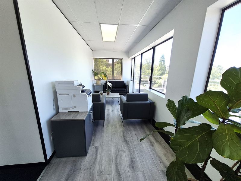 Offices to Let in Illovo, Sandton - Photo 4
