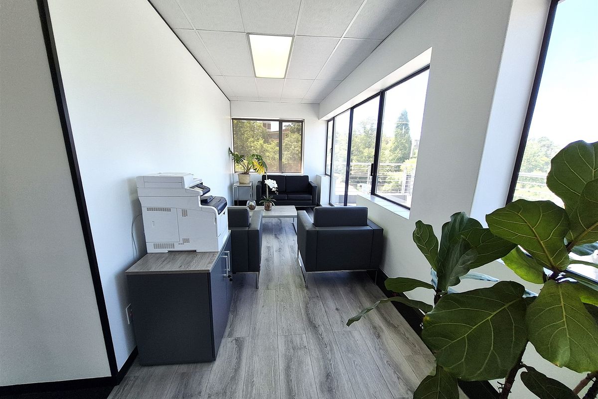 Offices to Let in Illovo, Sandton - Photo 4