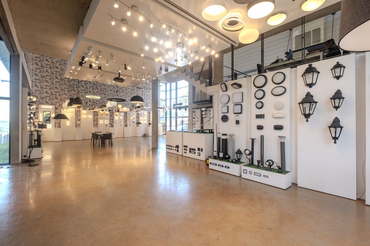 Prime A Grade Retail Unit for Sale in Gateway Newtown Centre - Photo 5