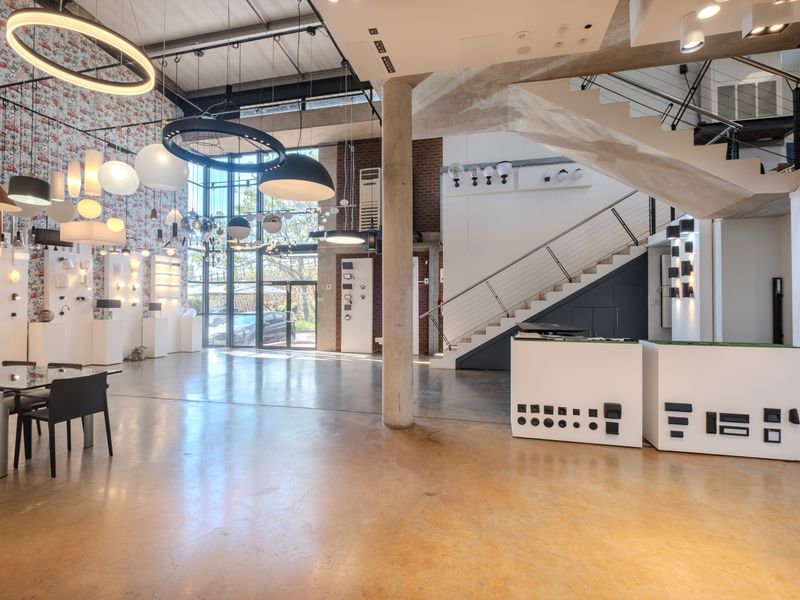 Prime A Grade Retail Unit for Sale in Gateway Newtown Centre - Photo 6