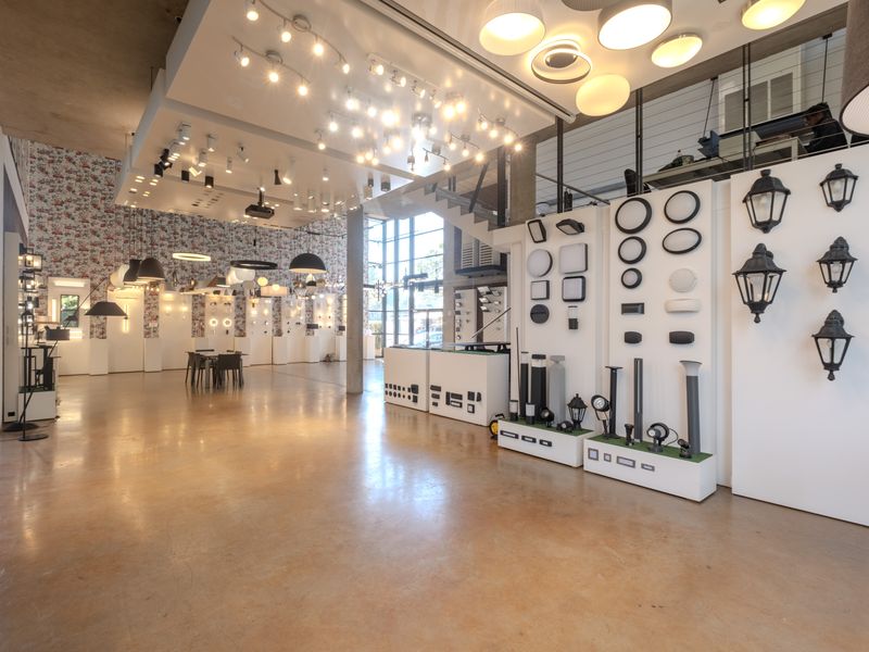 Prime A Grade Retail Unit for Sale in Gateway Newtown Centre - Photo 5