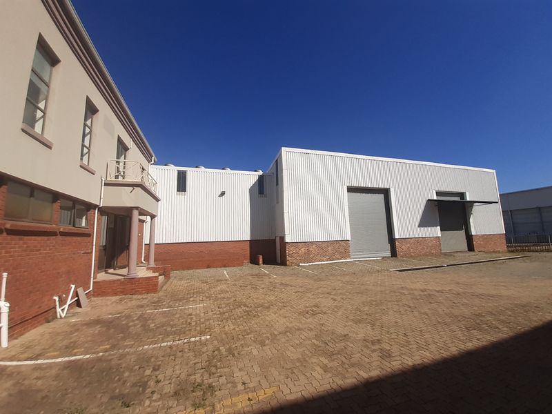 Warehouse to let in Linbro Park - Photo 5