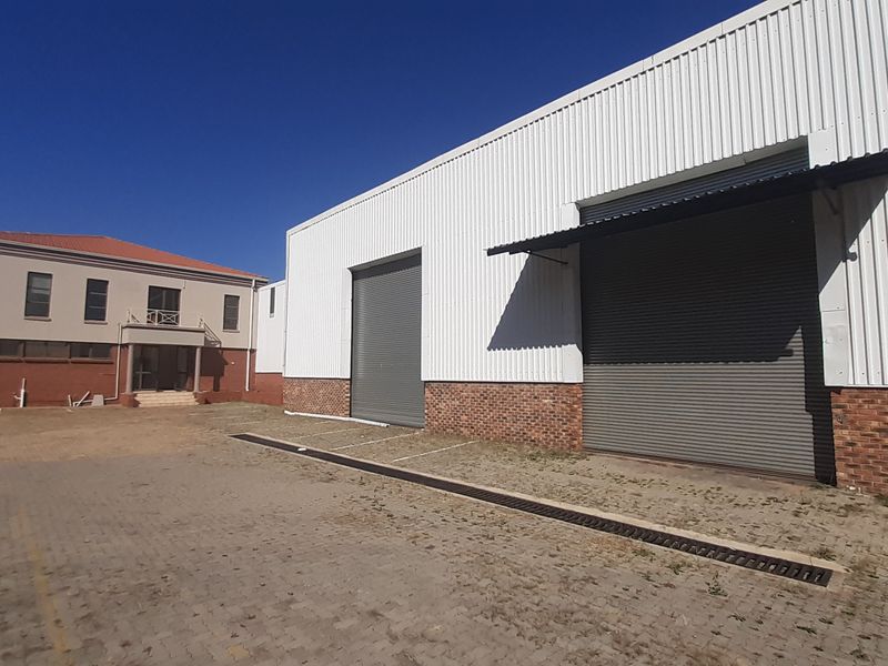 Warehouse to let in Linbro Park - Photo 9