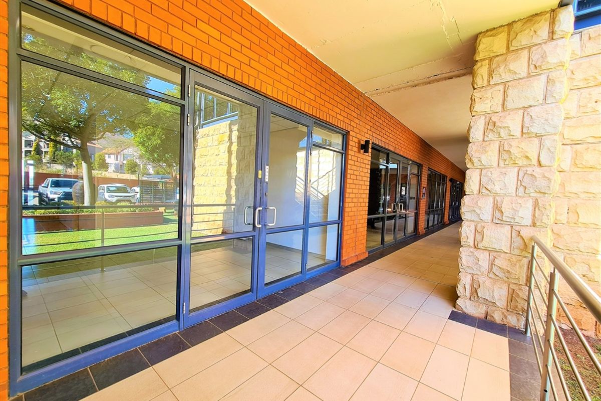 261m2 Office to Let in Coldstream Office Park - Photo 2