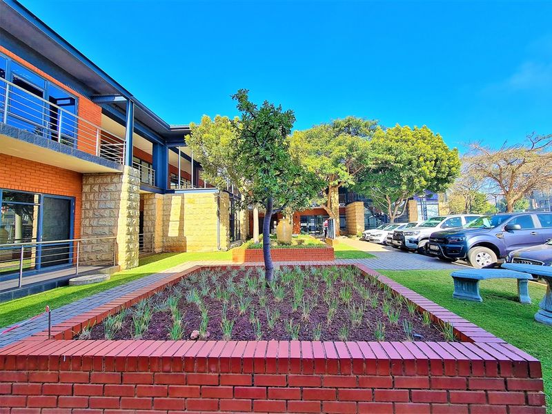 261m2 Office to Let in Coldstream Office Park - Photo 5