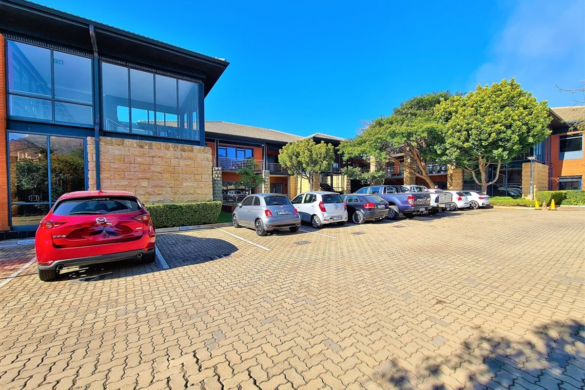 261m2 Office to Let in Coldstream Office Park - Photo 3