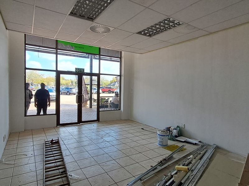 87m2 Retail space TO LET in Eco Park - Photo 5