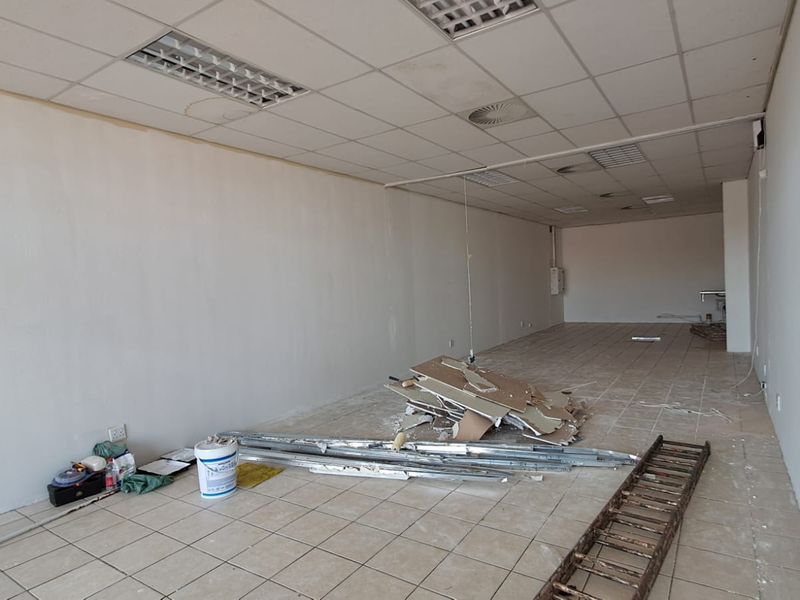 87m2 Retail space TO LET in Eco Park - Photo 3