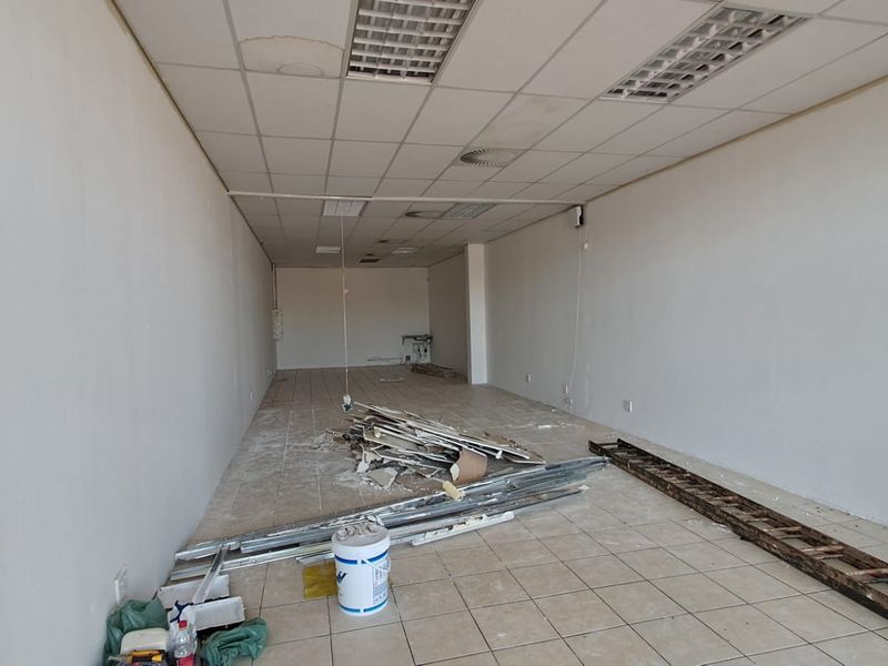 87m2 Retail space TO LET in Eco Park - Photo 7