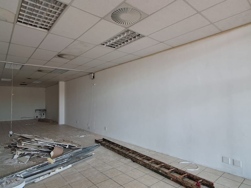 87m2 Retail space TO LET in Eco Park - Photo 6