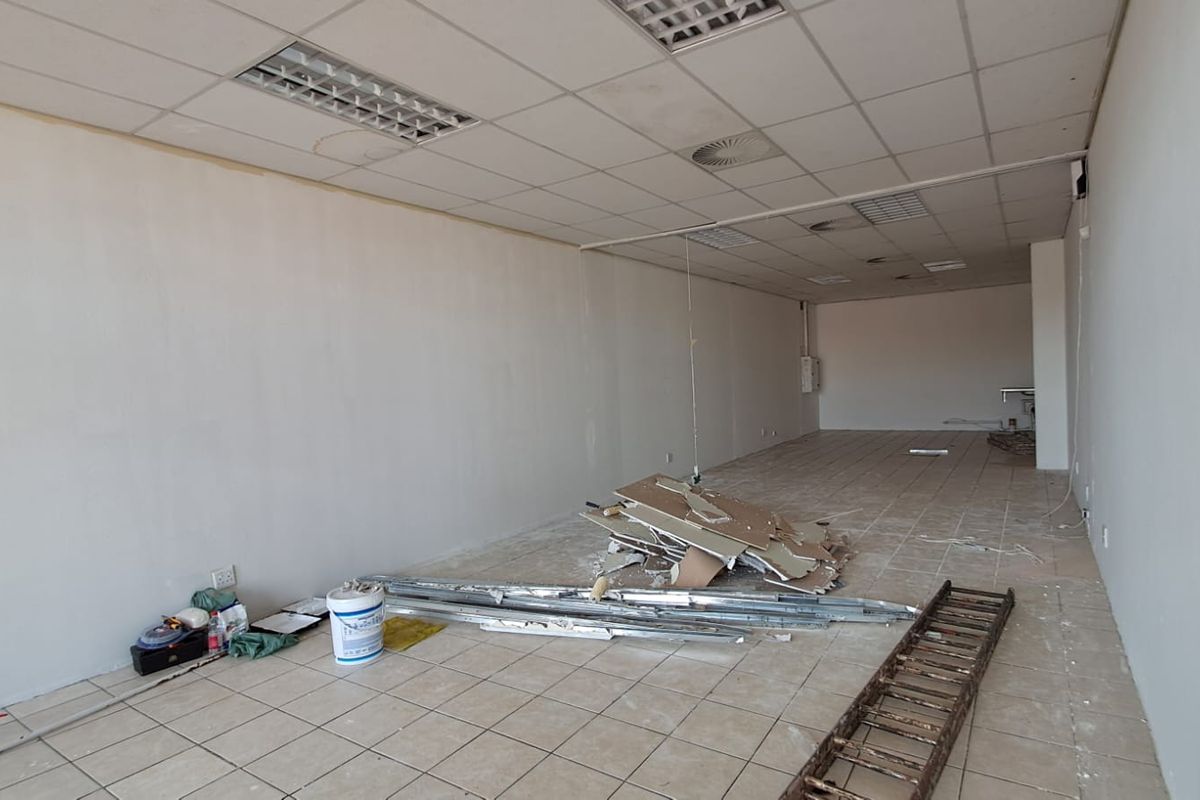 87m2 Retail space TO LET in Eco Park - Photo 3
