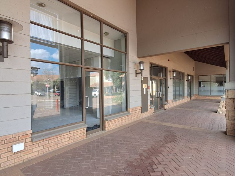 188m2 Retail space TO LET in Eco Park - Photo 8