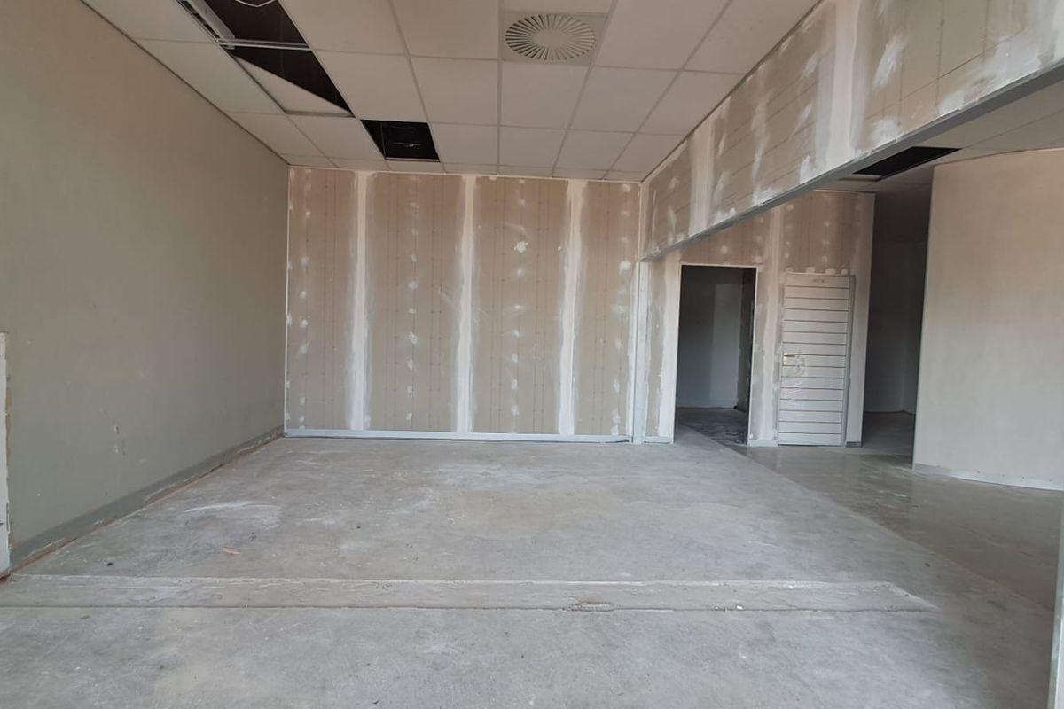 188m2 Retail space TO LET in Eco Park - Photo 4