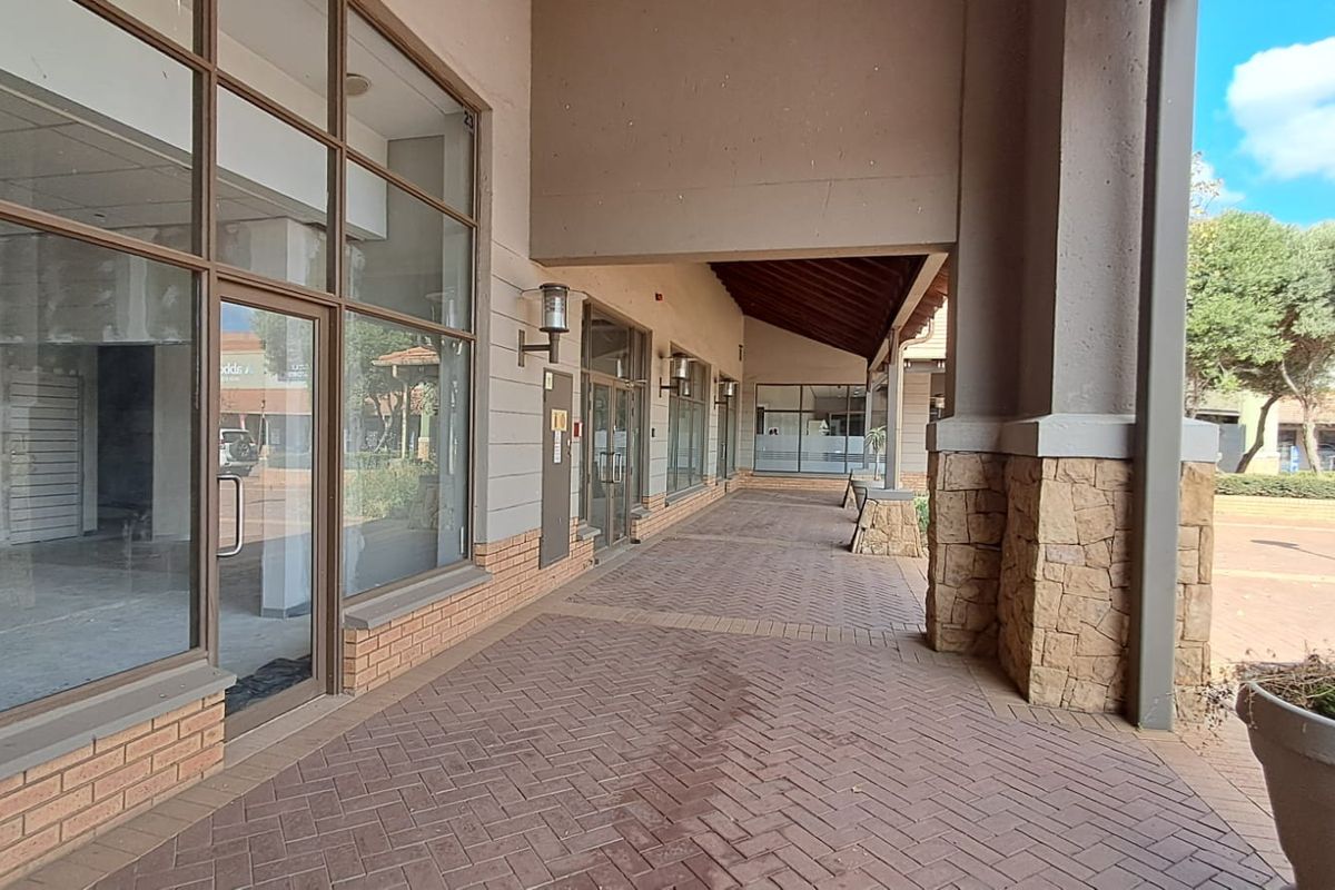 188m2 Retail space TO LET in Eco Park - Photo 3
