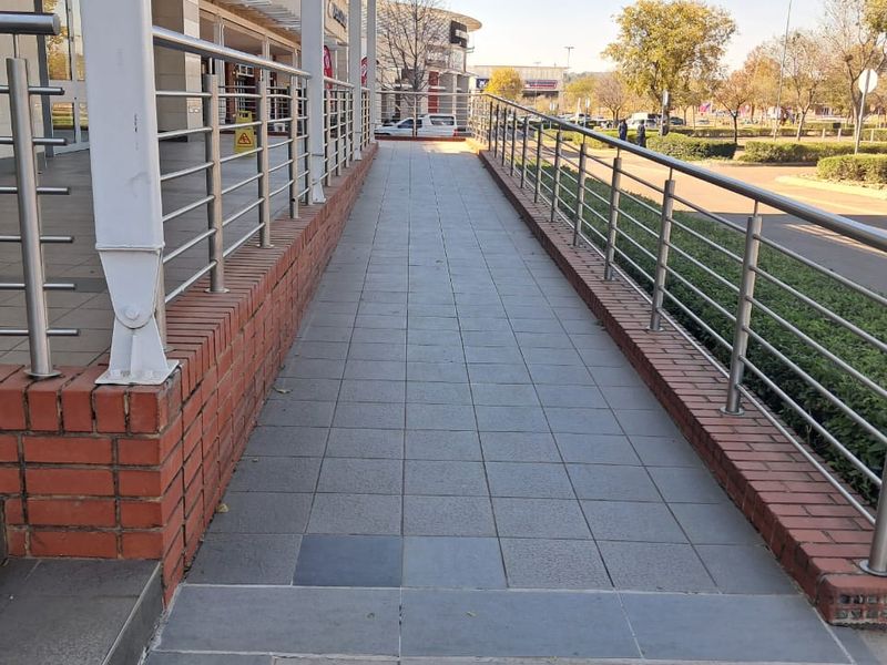 3956m2 Retail space To Let in Irene - Photo 5