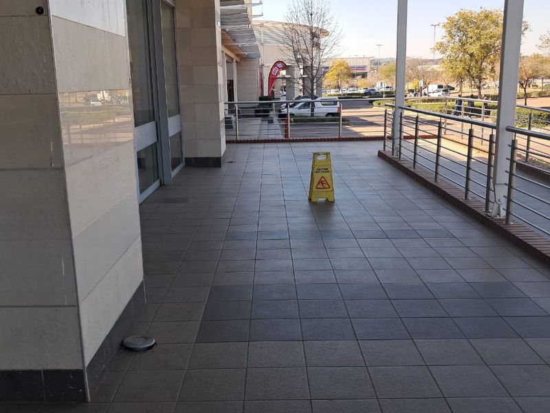 3956m2 Retail space To Let in Irene - Photo 10