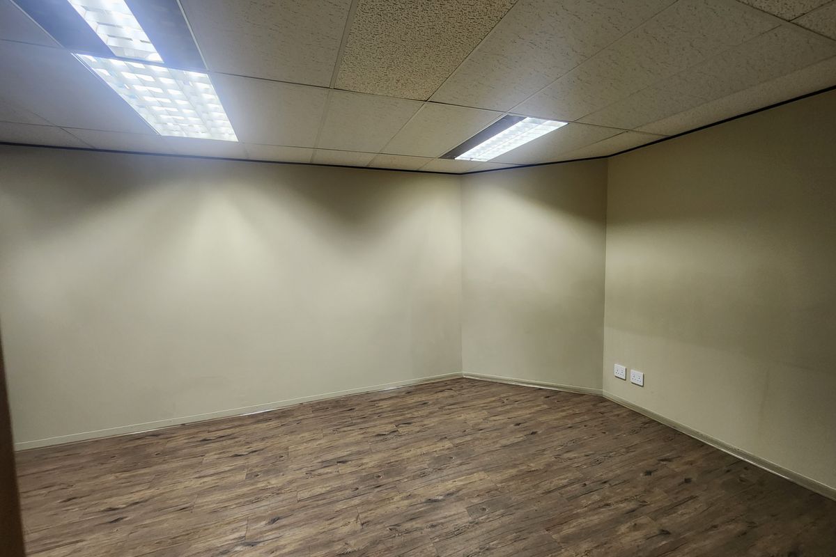 969m2 Office to let in Sandown, Sandton - Photo 4