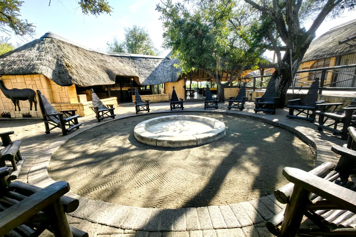 Swartruggens! Magnificent All-In-One Farm! - Photo 3