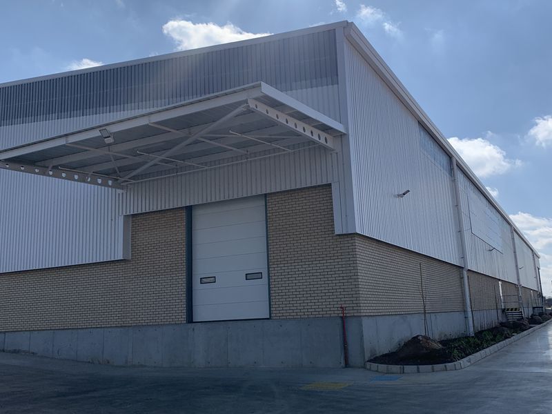 Logistics facility to let in Airport Park - Photo 3