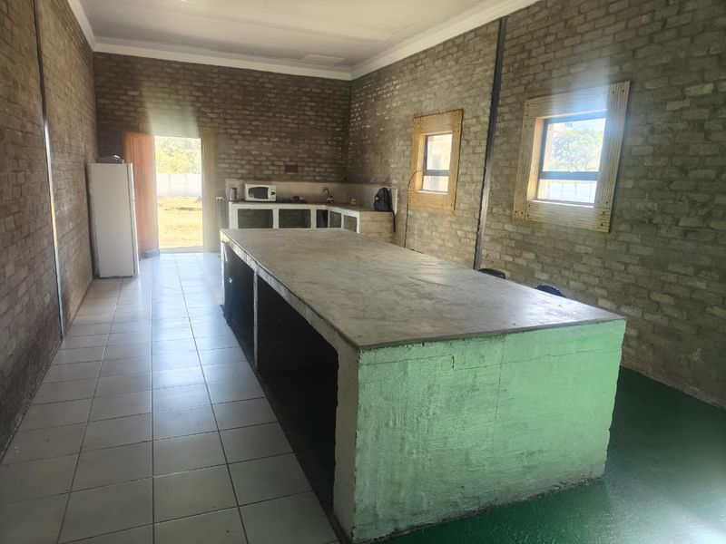 Workshop Space to Rent – Peace, Power, and Productivity! - Photo 10