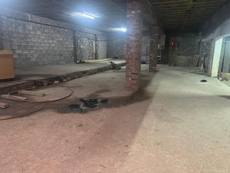 Prime Development Opportunity .Versatile Factory or Warehouse with 30 Lettable Rooms on Top Floor - Photo 5