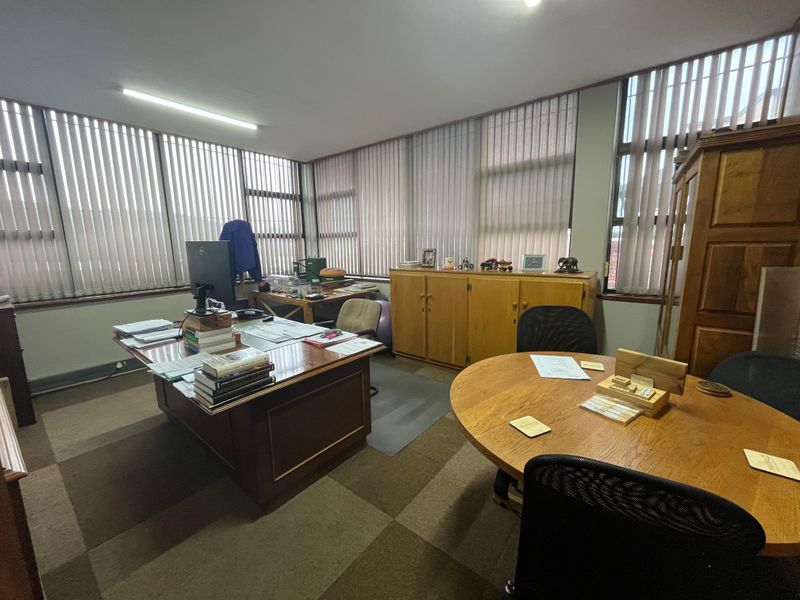 Prime Office Space in the Heart of Isando – Kempton Park’s Industrial Hub - Photo 5