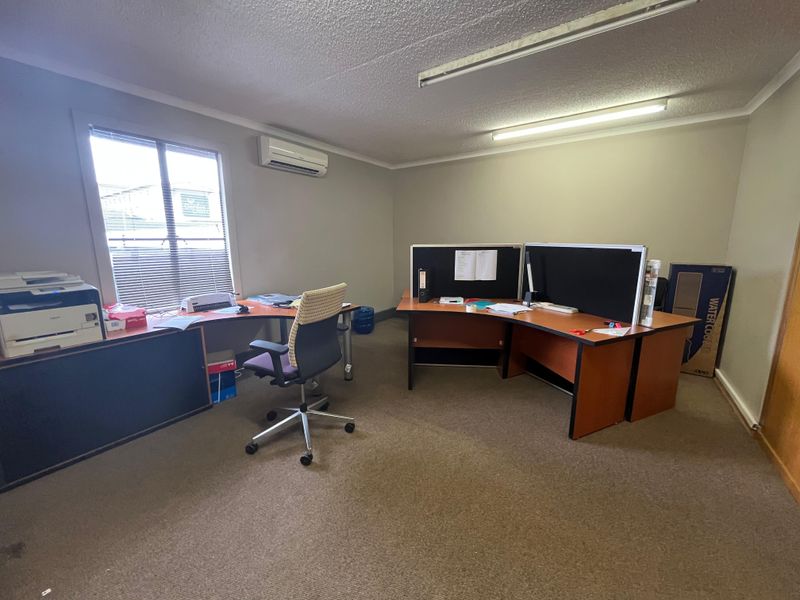 Prime Office Space in the Heart of Isando – Kempton Park’s Industrial Hub - Photo 8