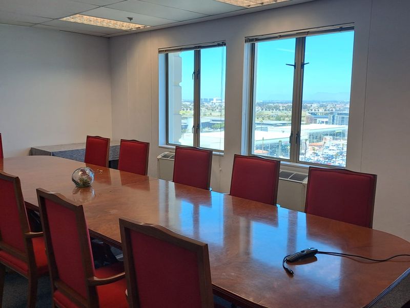 6th Floor Office Space in Canal Walk, Century City - Photo 10