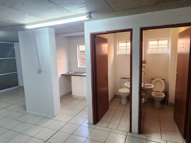 Warehouse To Let – Riverside Industrial Park, Nelspruit - Photo 8