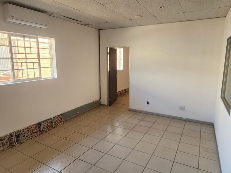 Warehouse To Let – Riverside Industrial Park, Nelspruit - Photo 3