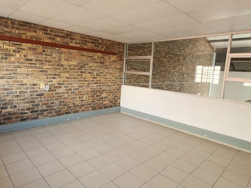 Warehouse To Let – Riverside Industrial Park, Nelspruit - Photo 6