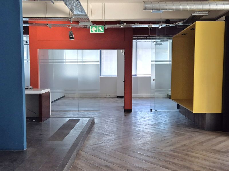 TEMPLE HOUSE | CITY CENTRE | PRIME COMMERCIAL OFFICE SPACE | BUITENKANT - Photo 2