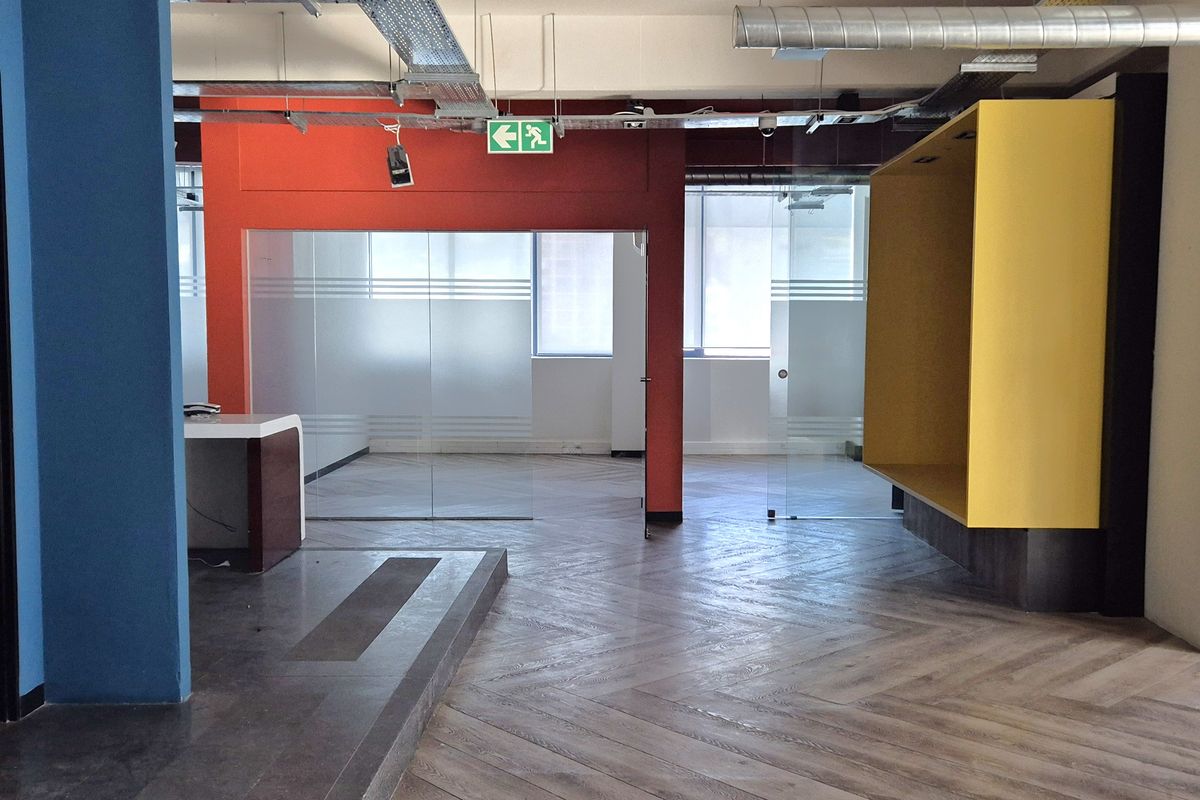 TEMPLE HOUSE | CITY CENTRE | PRIME COMMERCIAL OFFICE SPACE | BUITENKANT - Photo 2