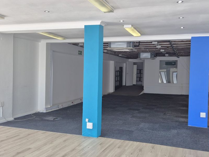 GARDENS COMMERCIAL | THEBA HOSKEN HOUSE | CENTRAL, SECURE & CONVENIENT - Photo 5