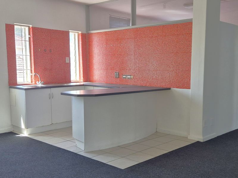 81 ST JOHNS | PRIME COMMERCIAL PREMISES | GARDENS, CAPE TOWN - Photo 3