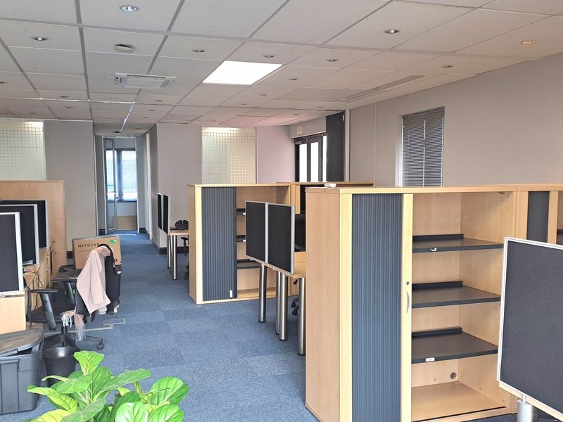 236m2 Ground Floor Office to Let in Century City - Photo 6