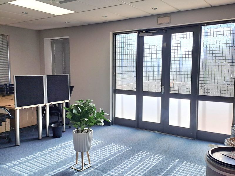 236m2 Ground Floor Office to Let in Century City - Photo 8