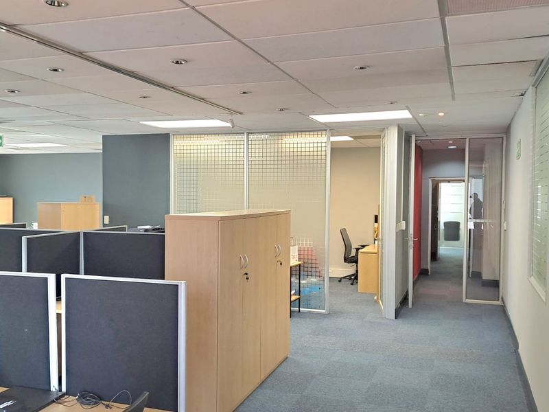 236m2 Ground Floor Office to Let in Century City - Photo 10