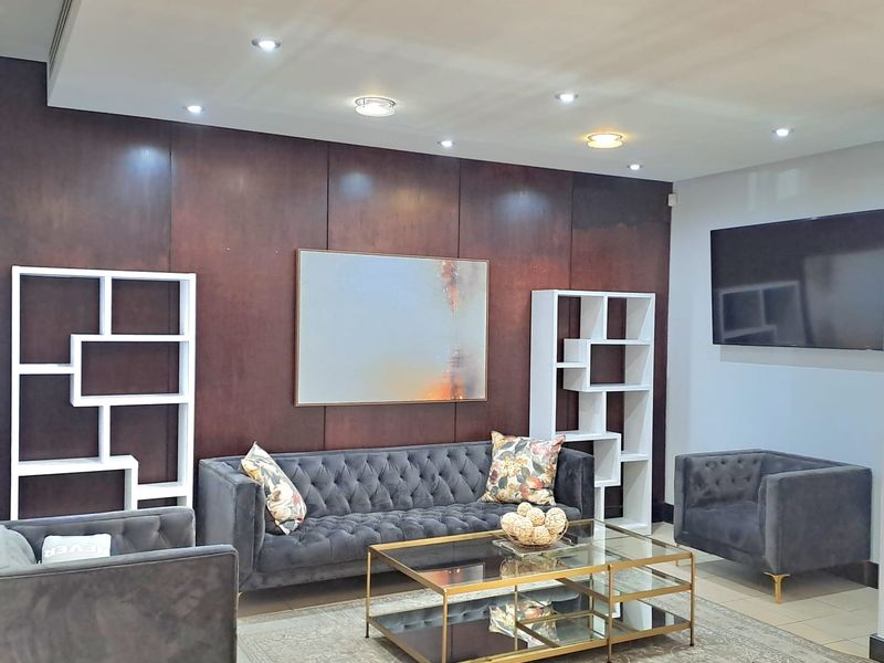 236m2 Ground Floor Office to Let in Century City - Photo 3