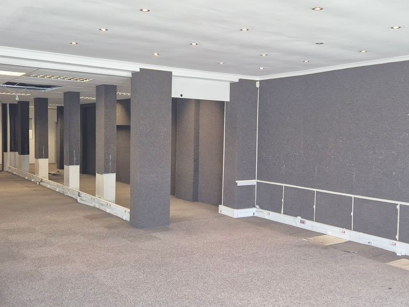 GARDENS COMMERCIAL | THEBA HOSKEN HOUSE | HIGH-VISIBILITY RETAIL - Photo 3