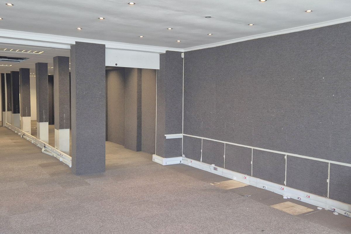 GARDENS COMMERCIAL | THEBA HOSKEN HOUSE | HIGH-VISIBILITY RETAIL - Photo 5