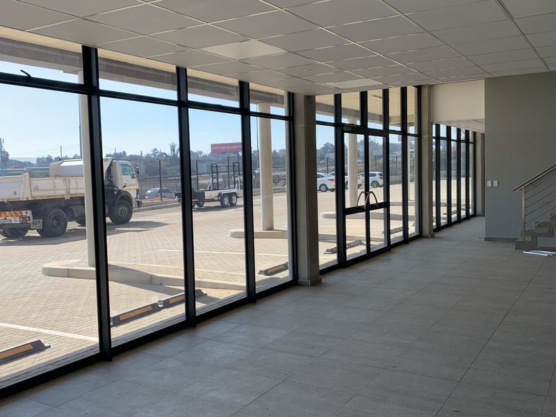 THE RUBIK | CAPE TOWN CBD | 13TH FLOOR PREMIUM OFFICE TO LET - Photo 3