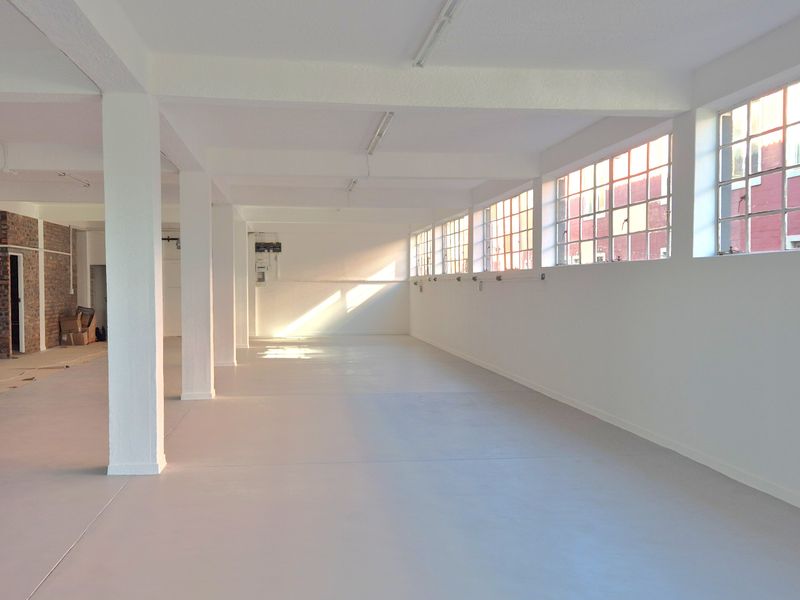 WOODSTOCK | 42 NEWMARKET STREET | FIRST-FLOOR CREATIVE OFFICE TO LET - Photo 3