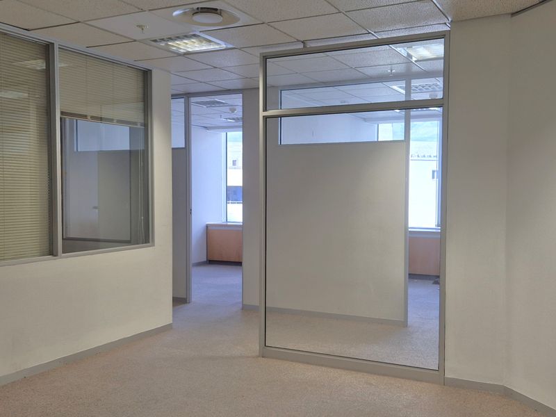 SA RESERVE BANK BUILDING | ST GEORGES MALL | SECURE | CBD - Photo 2