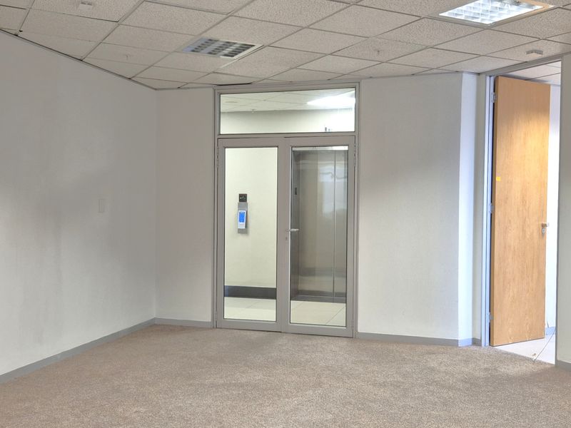 SA RESERVE BANK BUILDING | ST GEORGES MALL | SECURE | CBD - Photo 7