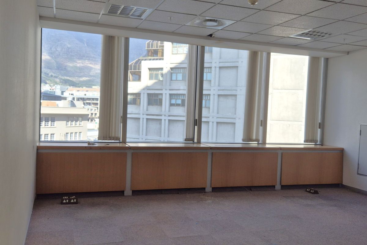 SA RESERVE BANK BUILDING | ST GEORGES MALL | SECURE | CBD - Photo 4