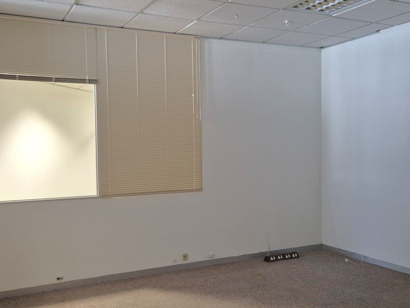 SA RESERVE BANK BUILDING | ST GEORGES MALL | SECURE | CBD - Photo 6